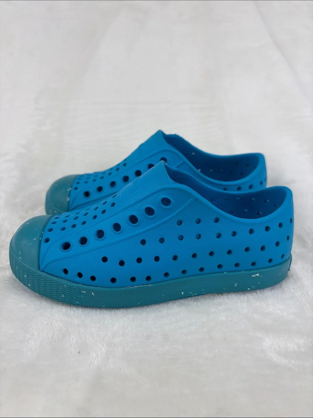 NATIVE Jefferson Bloom Slip-on Waterproof Shoes Size C10